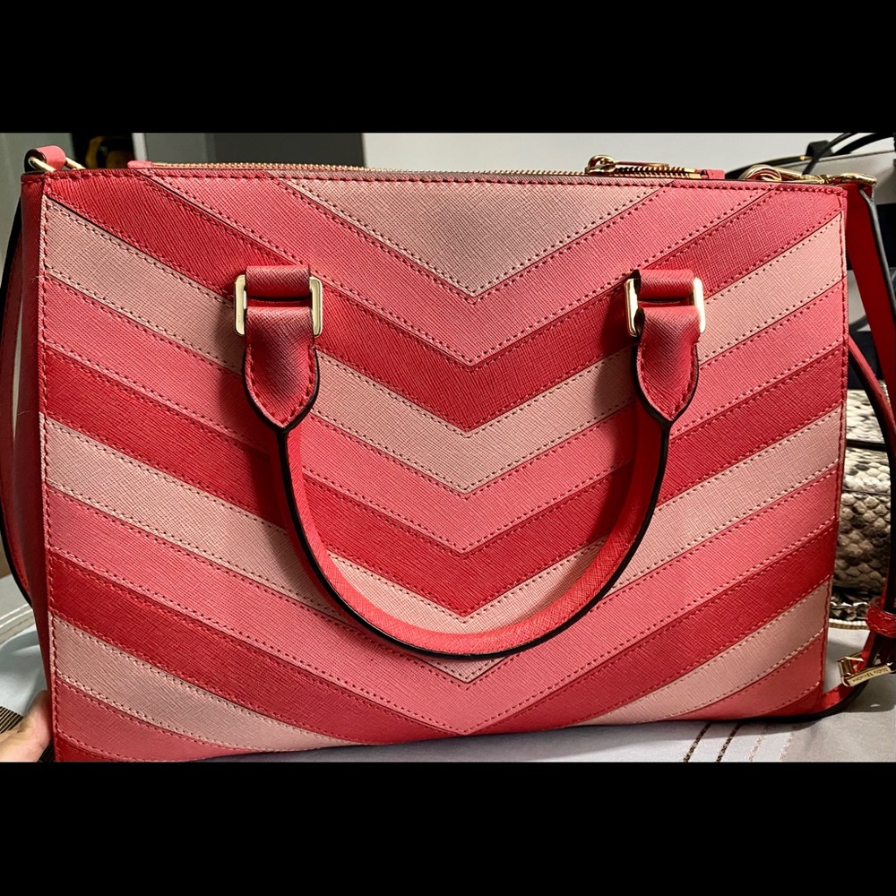 Michael Kors Purse - Picture 2 of 8